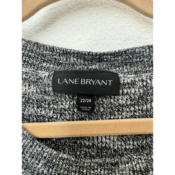 Lane Bryant Women's Heathered Grey Round Neck Pullover Sweater Buttons 22/24 - Picture 4 of 11